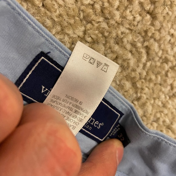 Vineyard vines breaker shorts - Picture 2 of 2